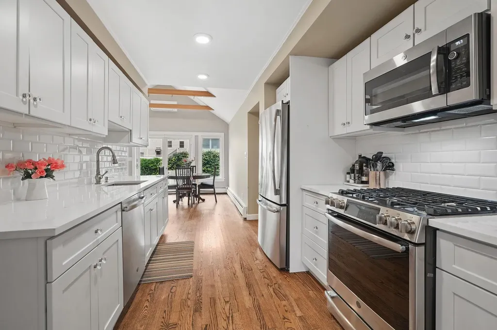 599 Ridgeway White Plains NY 10605