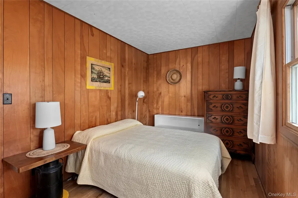 66 Bungalow Walk Ocean Beach NY 11770