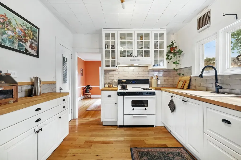 34 Ashton Road Yonkers NY 10705