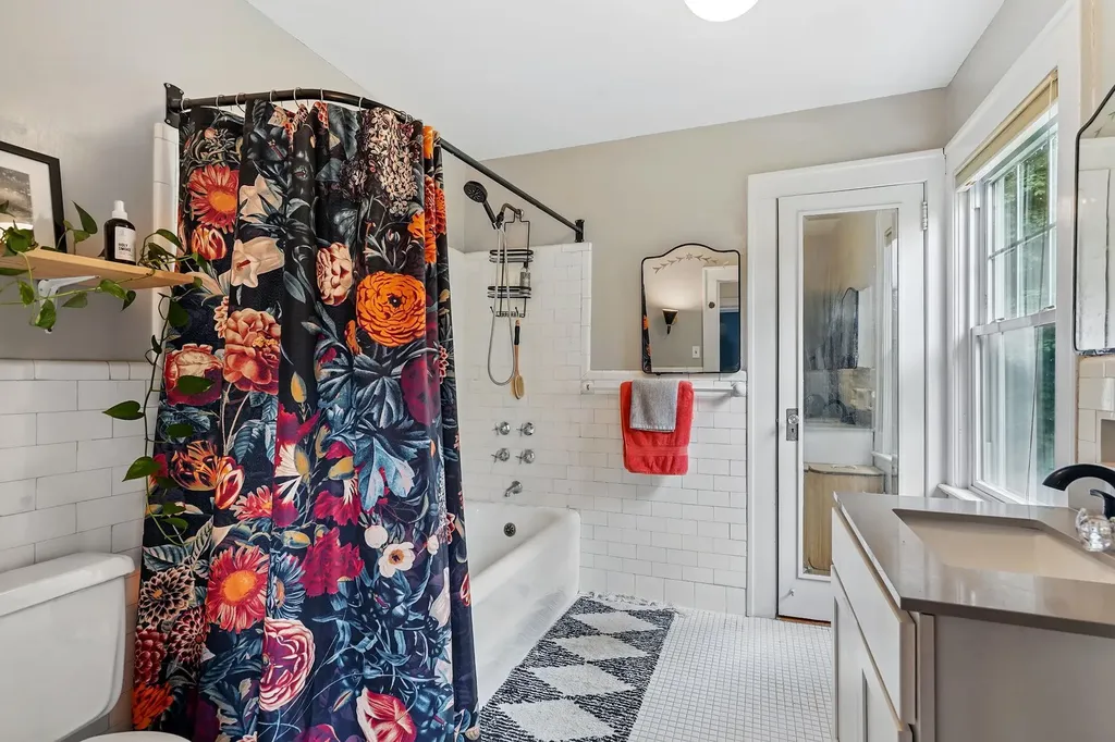 34 Ashton Road Yonkers NY 10705