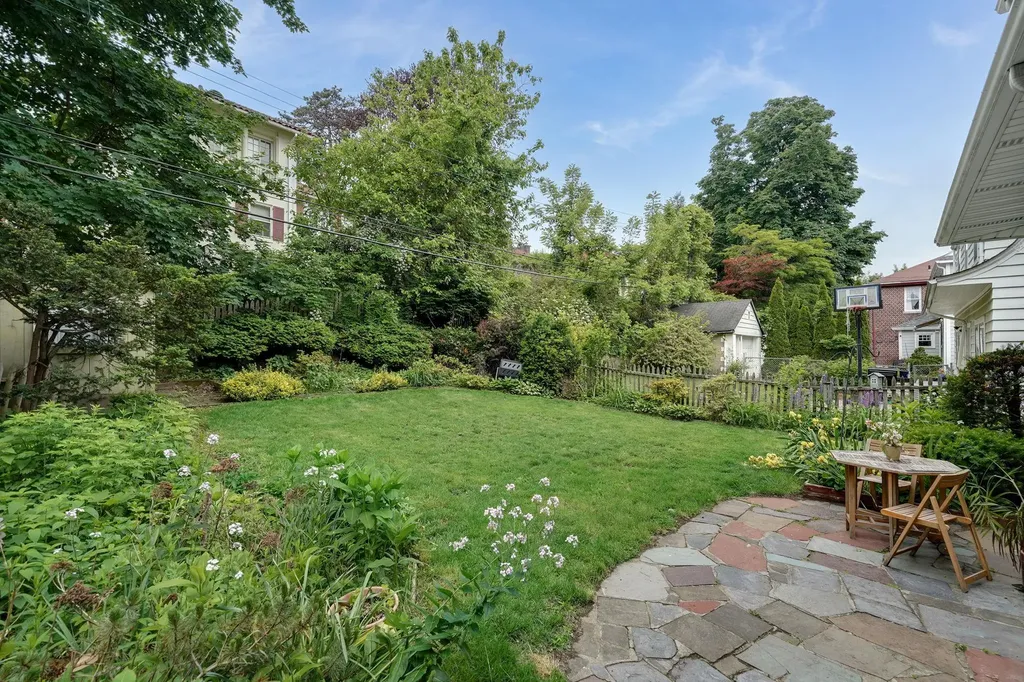 34 Ashton Road Yonkers NY 10705
