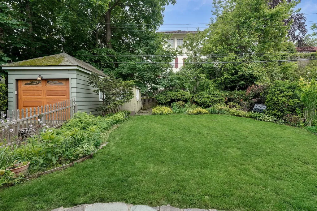 34 Ashton Road Yonkers NY 10705