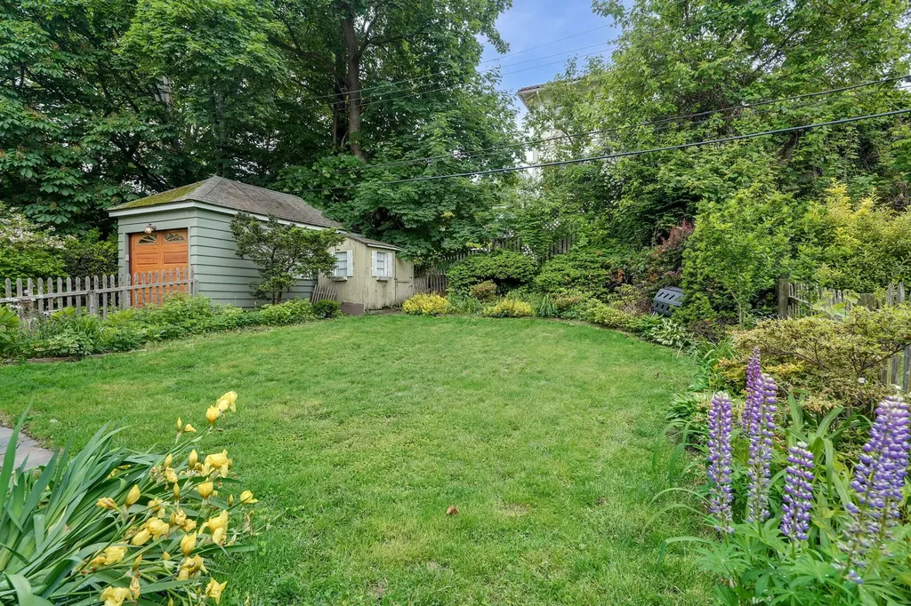 34 Ashton Road Yonkers NY 10705