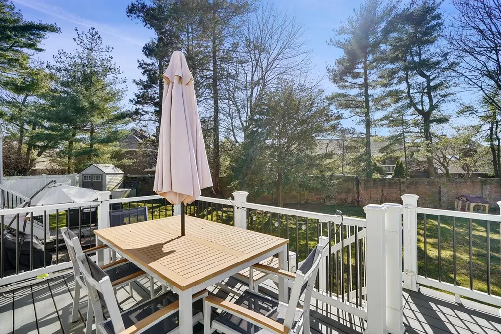 29 Half Moon Lane Tarrytown NY 10591