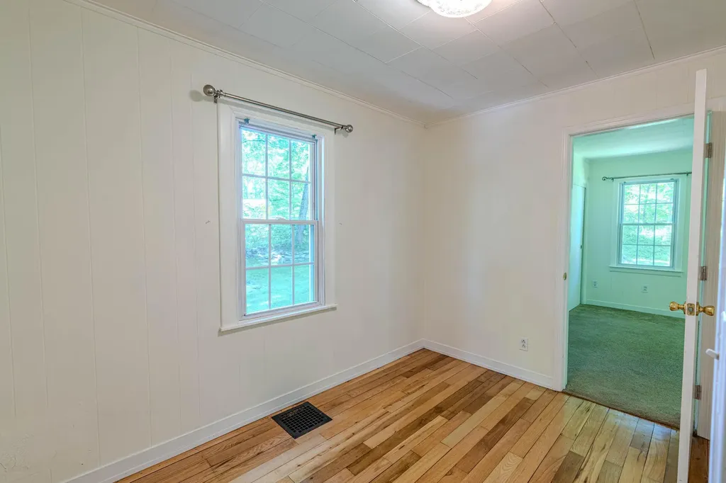 6 Knolls Road Poughkeepsie NY 12601