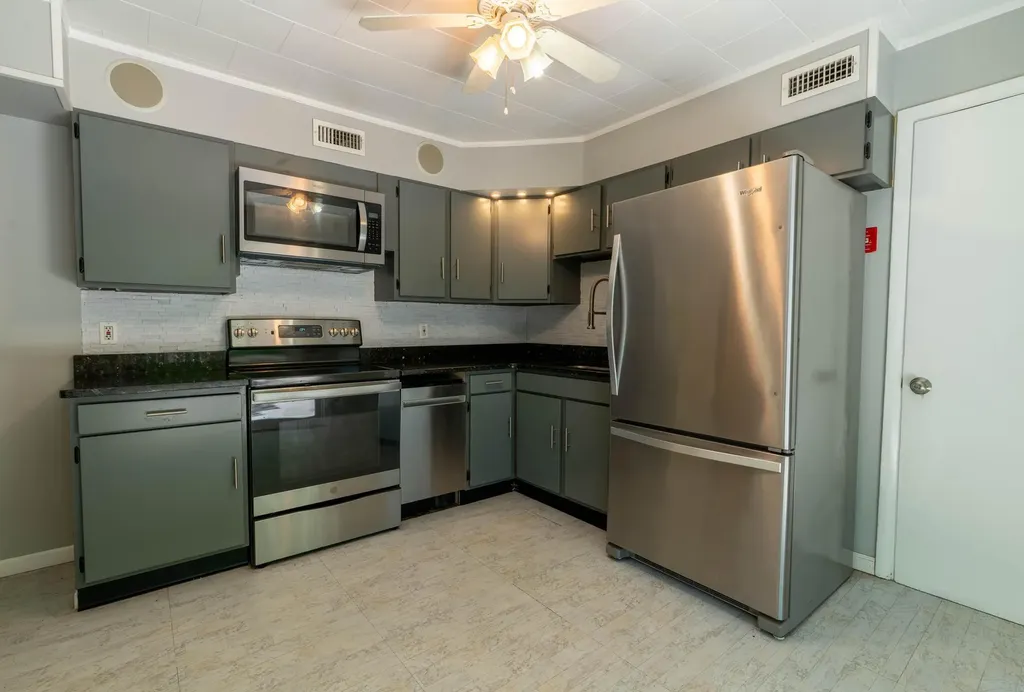 6 Knolls Road Poughkeepsie NY 12601