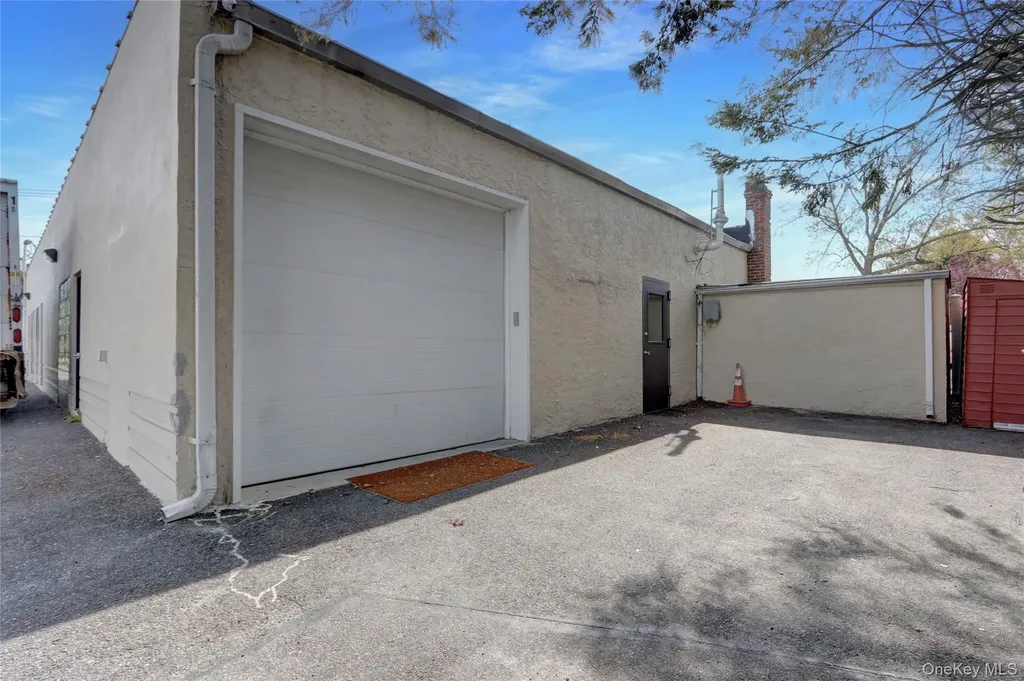 13 Hendrickson Avenue Lynbrook NY 11563