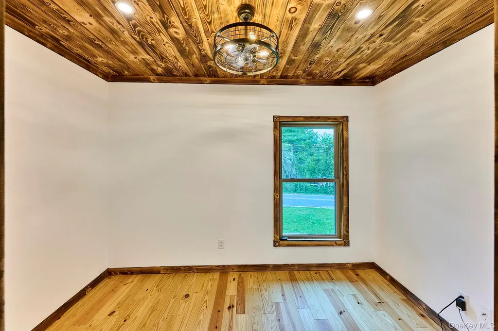 608 High Road Glen Spey NY 12737