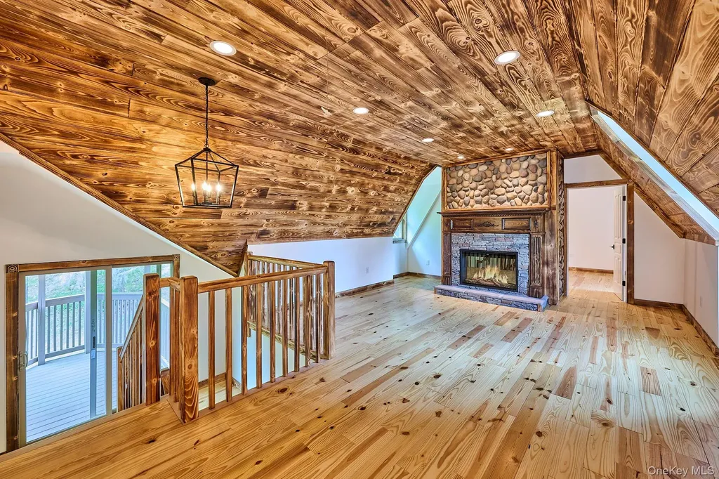 608 High Road Glen Spey NY 12737