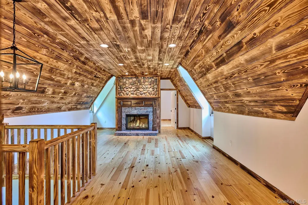 608 High Road Glen Spey NY 12737