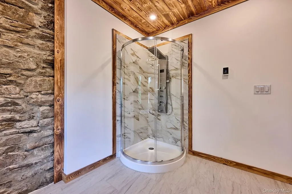 608 High Road Glen Spey NY 12737