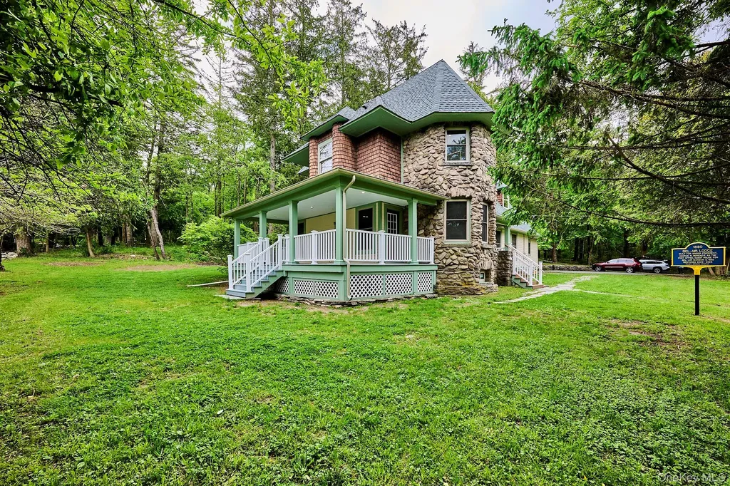 608 High Road Glen Spey NY 12737