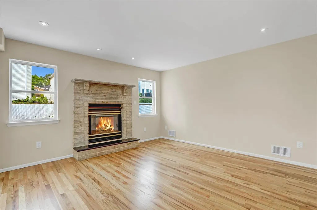 103 Savo Loop Staten Island NY 10309