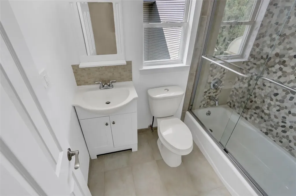 103 Savo Loop Staten Island NY 10309