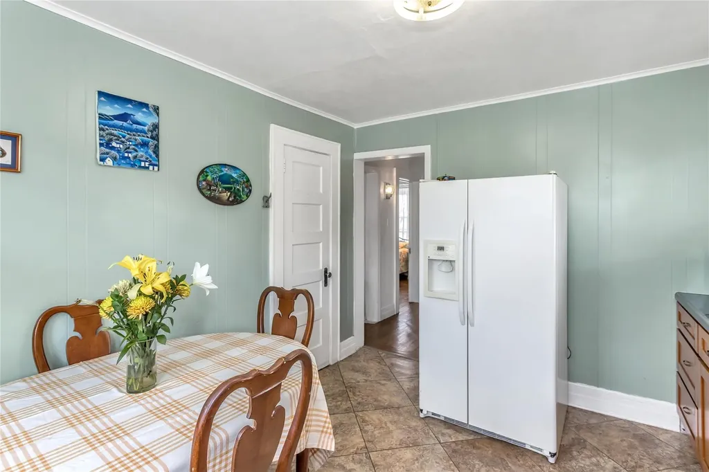 190-30 103rd Avenue Hollis NY 11423