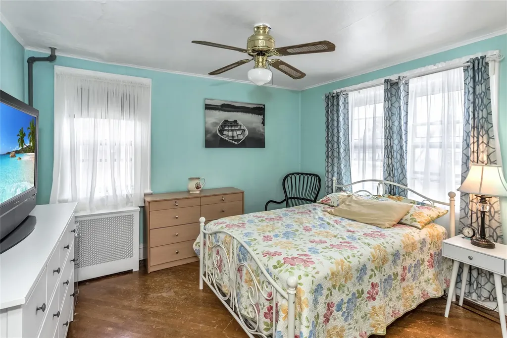 190-30 103rd Avenue Hollis NY 11423