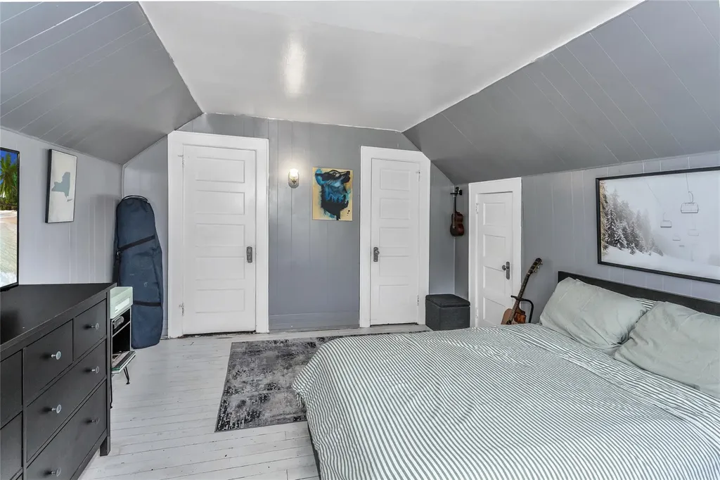 190-30 103rd Avenue Hollis NY 11423