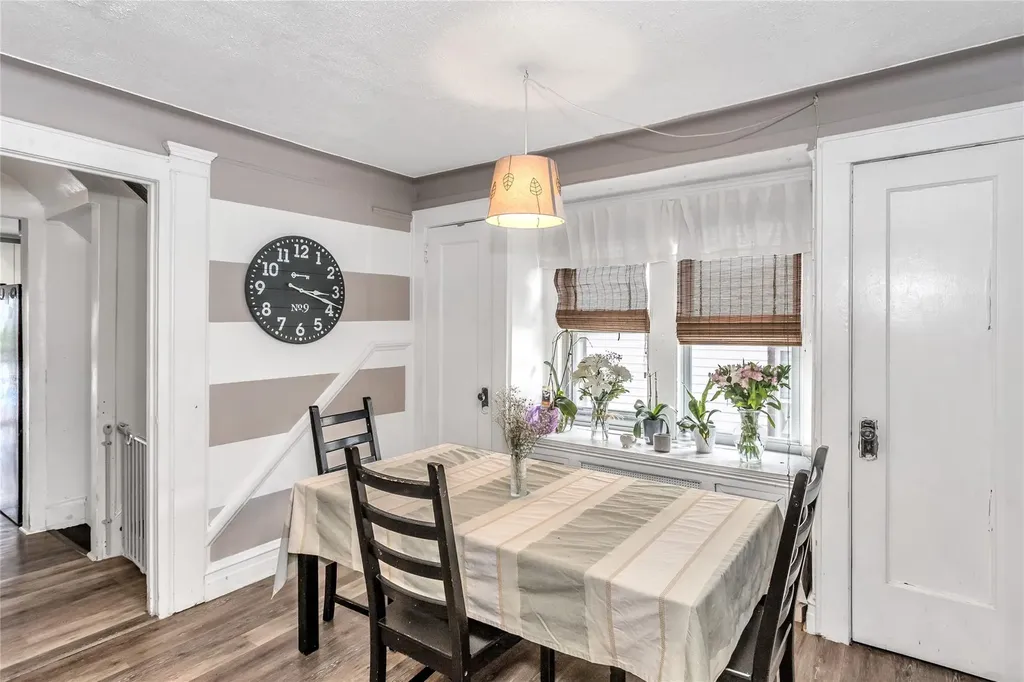 190-30 103rd Avenue Hollis NY 11423