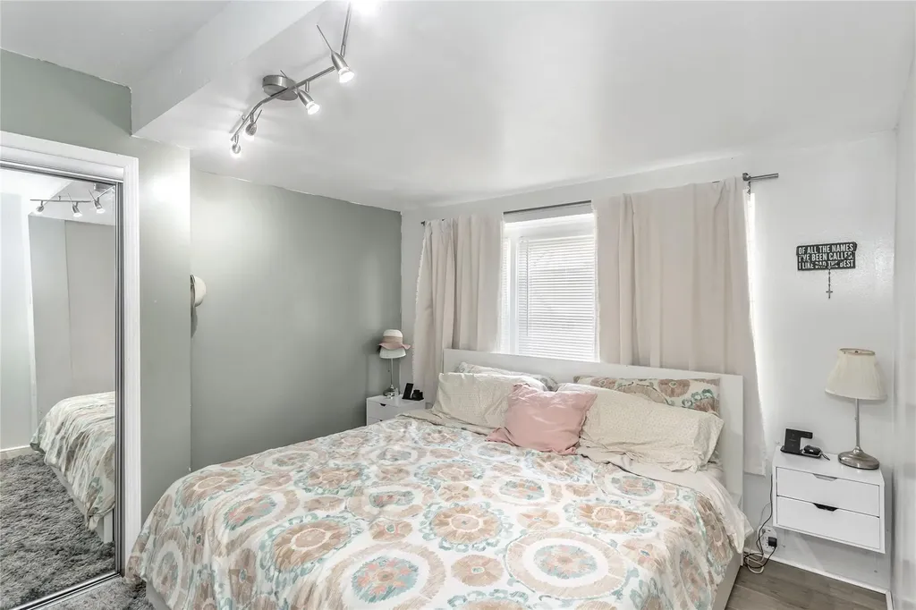 190-30 103rd Avenue Hollis NY 11423