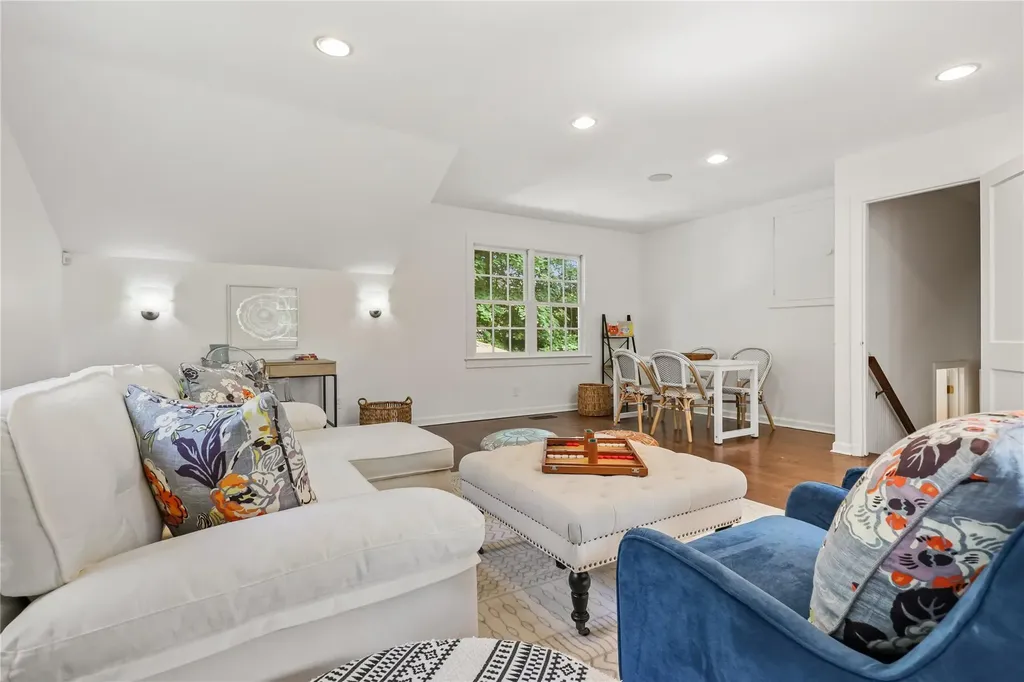 734 Forest Avenue Rye NY 10580