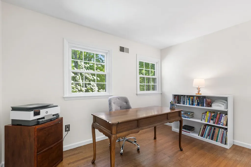 10 Catherine Place Katonah NY 10536