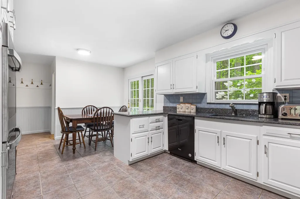 10 Catherine Place Katonah NY 10536