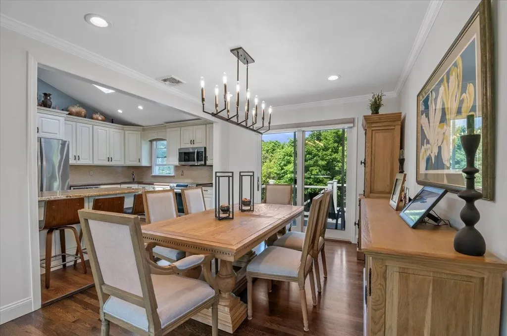 48 Floral Avenue Bethpage NY 11714