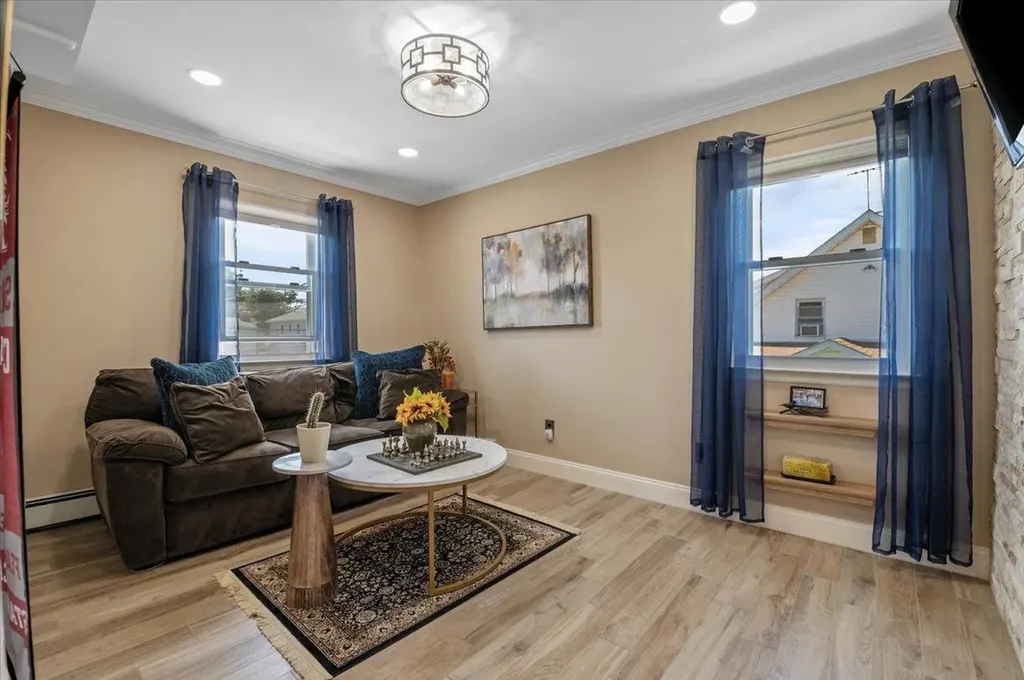 48 Floral Avenue Bethpage NY 11714
