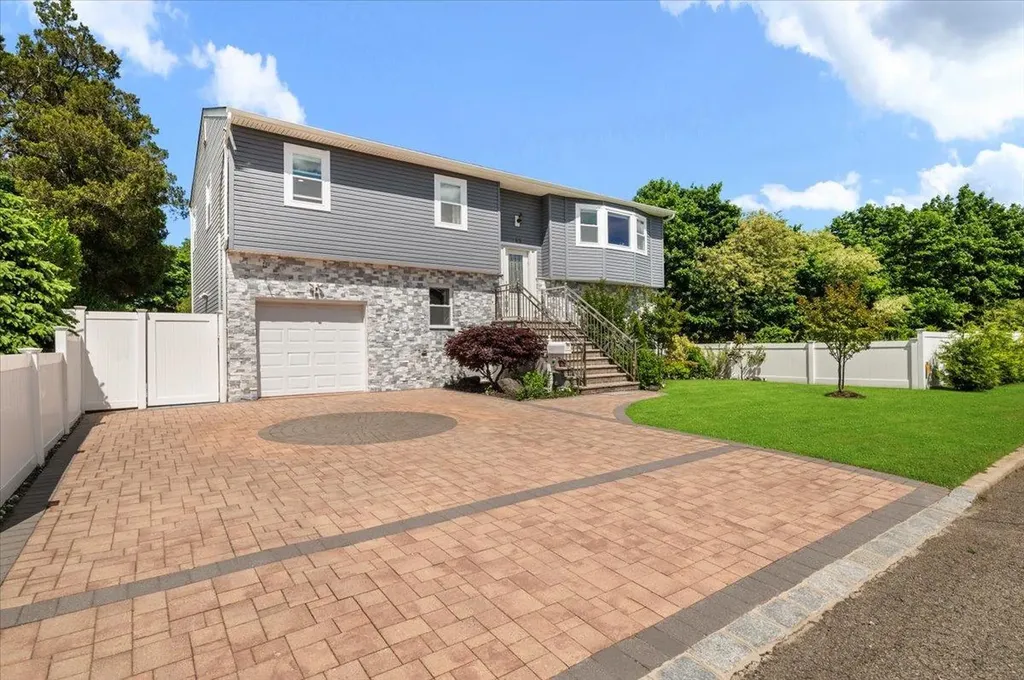 48 Floral Avenue Bethpage NY 11714