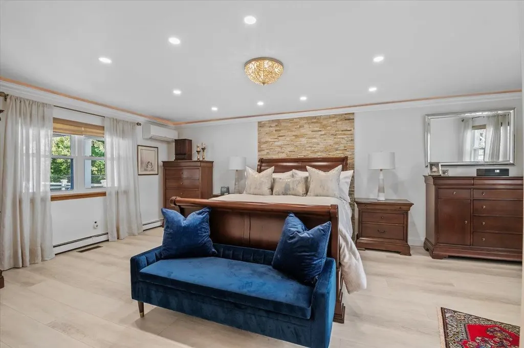 48 Floral Avenue Bethpage NY 11714