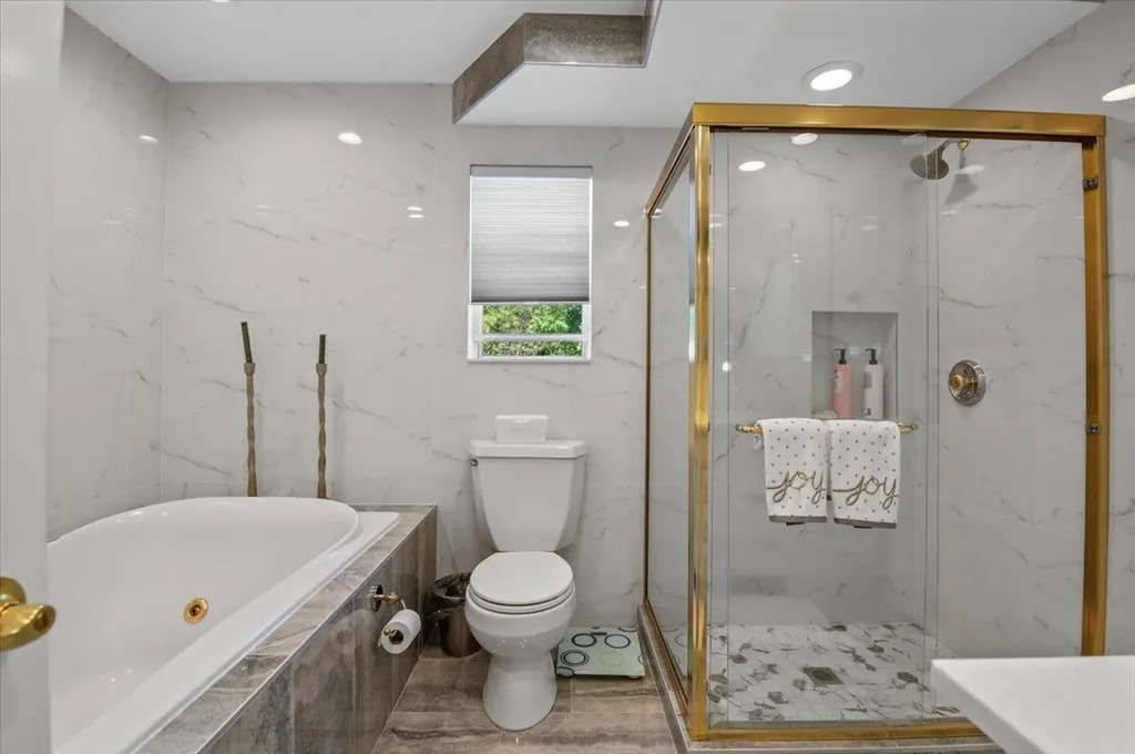 48 Floral Avenue Bethpage NY 11714