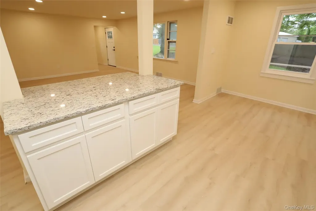 20 Pineview Road West Nyack NY 10994