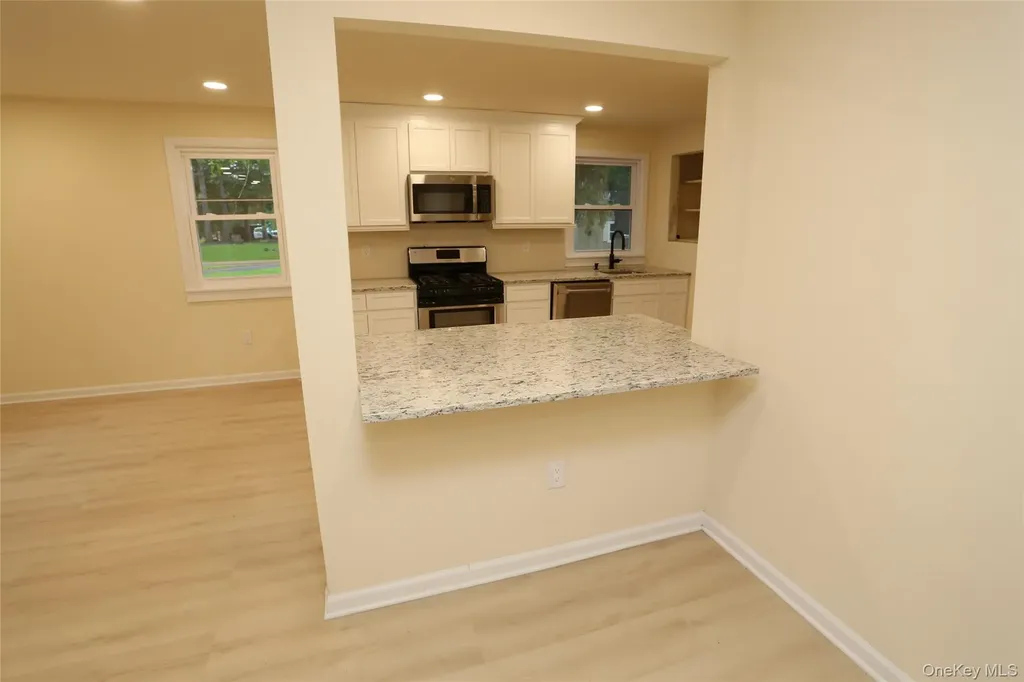 20 Pineview Road West Nyack NY 10994