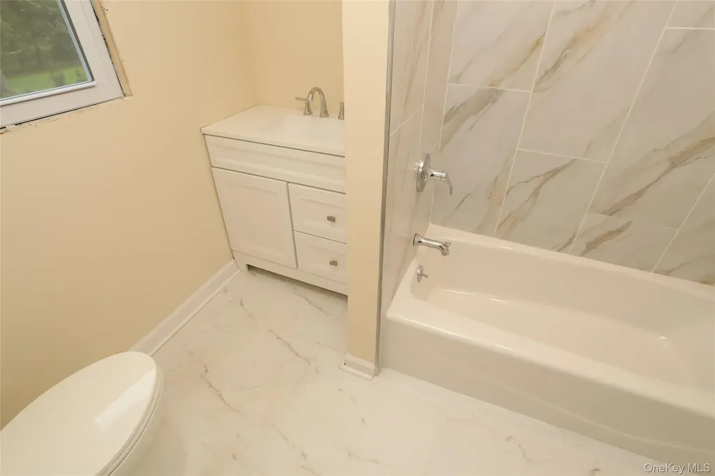 20 Pineview Road West Nyack NY 10994