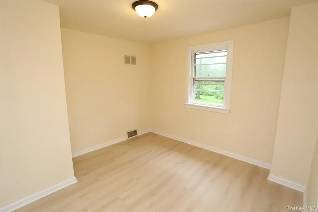 20 Pineview Road West Nyack NY 10994