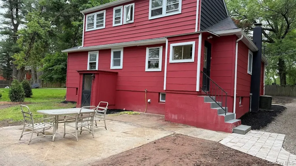 20 Pineview Road West Nyack NY 10994
