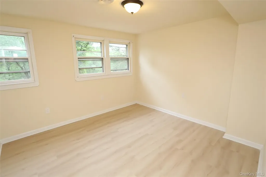 20 Pineview Road West Nyack NY 10994