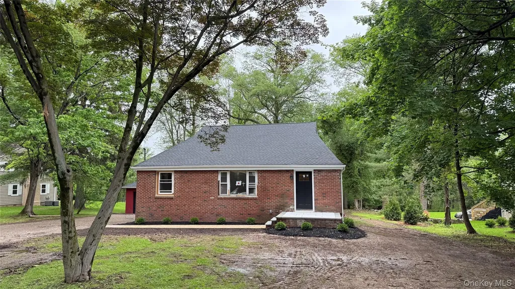 20 Pineview Road West Nyack NY 10994