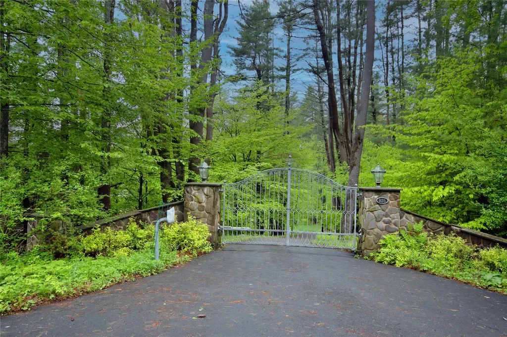 935 Starlight Road Monticello NY 12701
