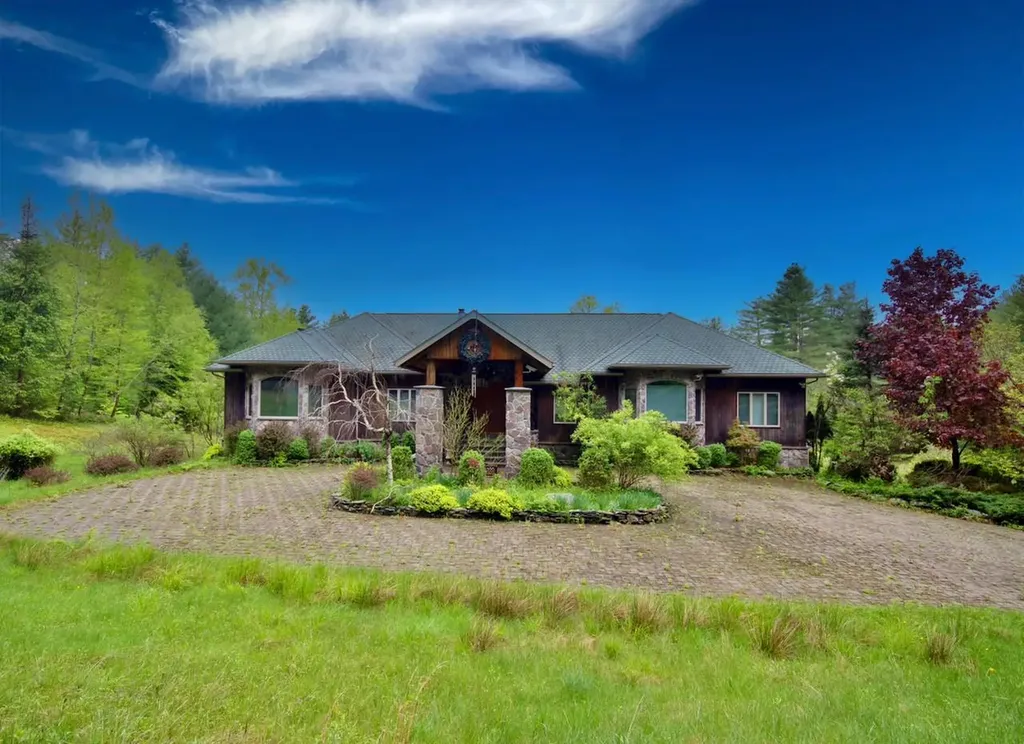 935 Starlight Road Monticello NY 12701