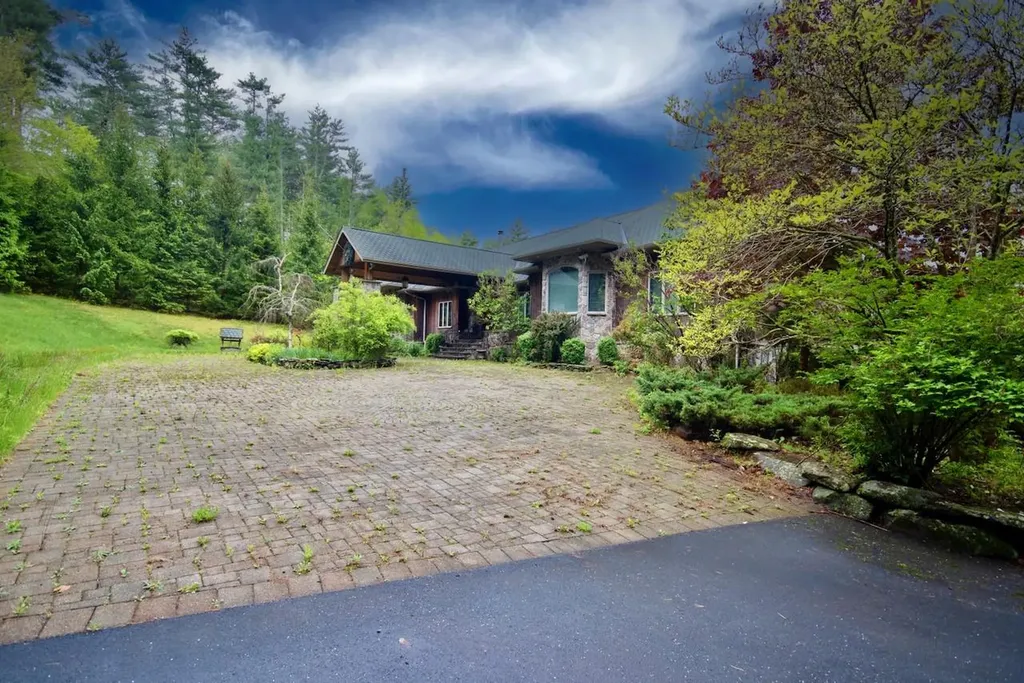 935 Starlight Road Monticello NY 12701