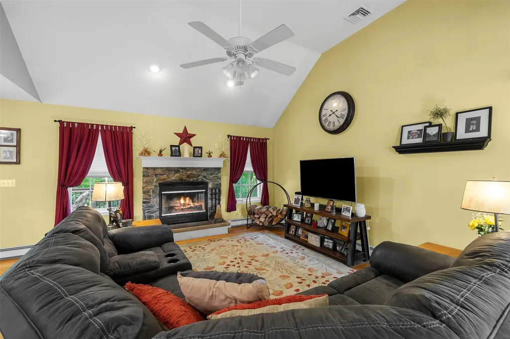 42 Bell Drive Highland NY 12528