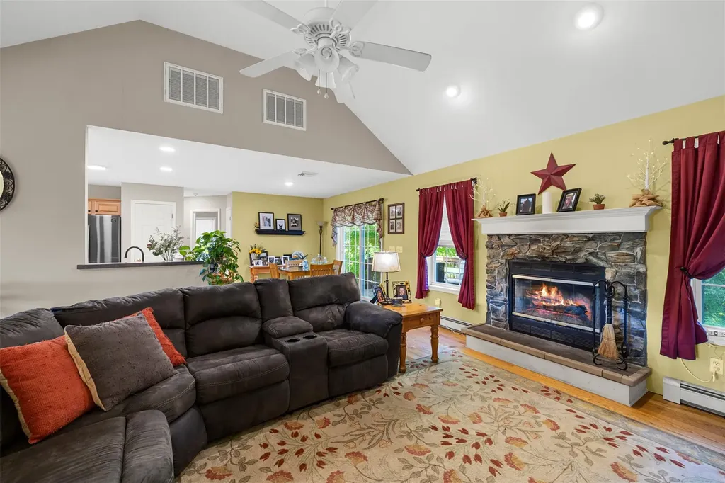 42 Bell Drive Highland NY 12528