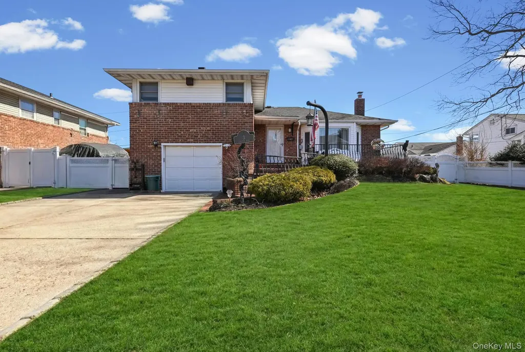 3 Chapin Farmingdale NY 11735