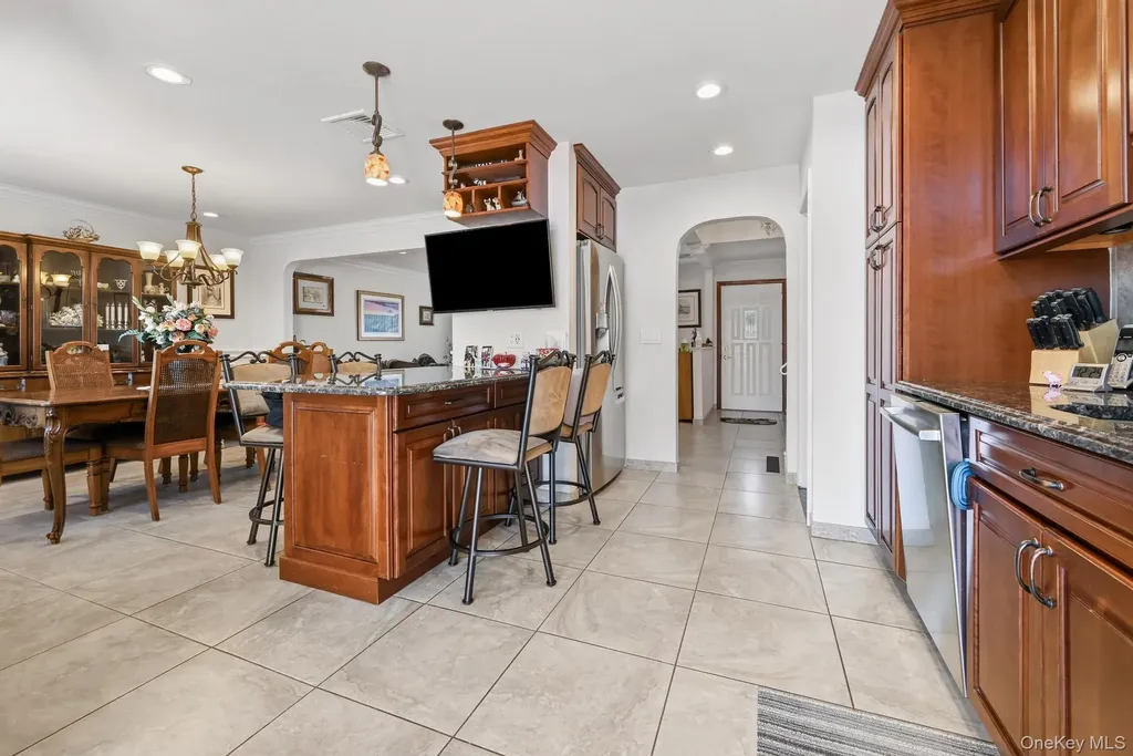 3 Chapin Farmingdale NY 11735