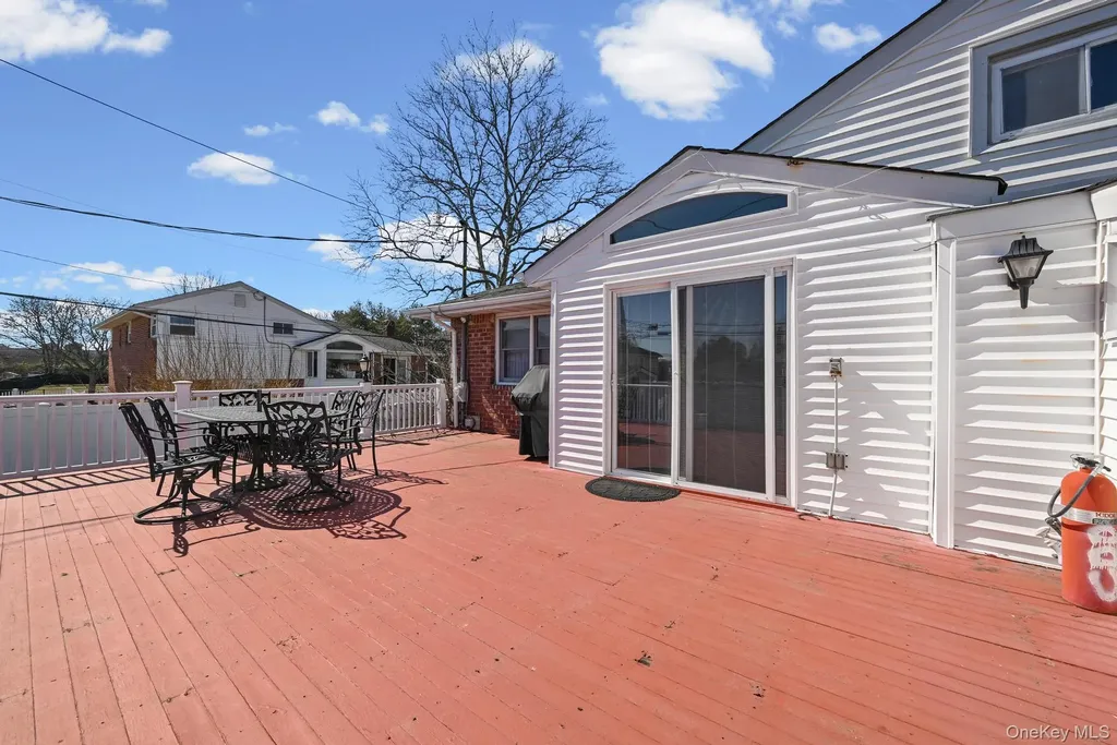 3 Chapin Farmingdale NY 11735