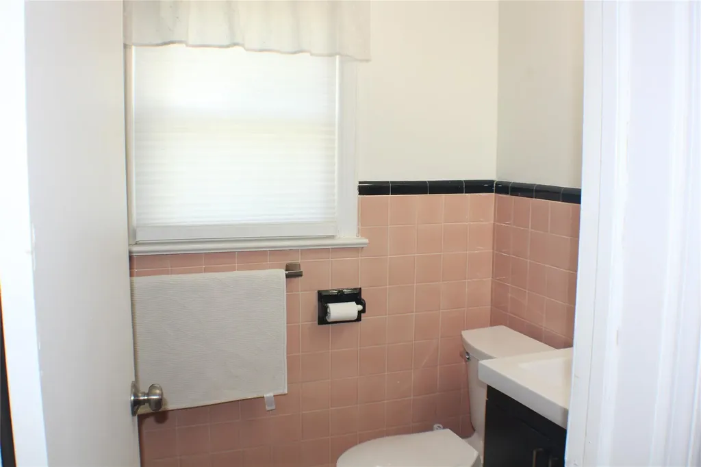17 Morgan Circle Hyde Park NY 12538