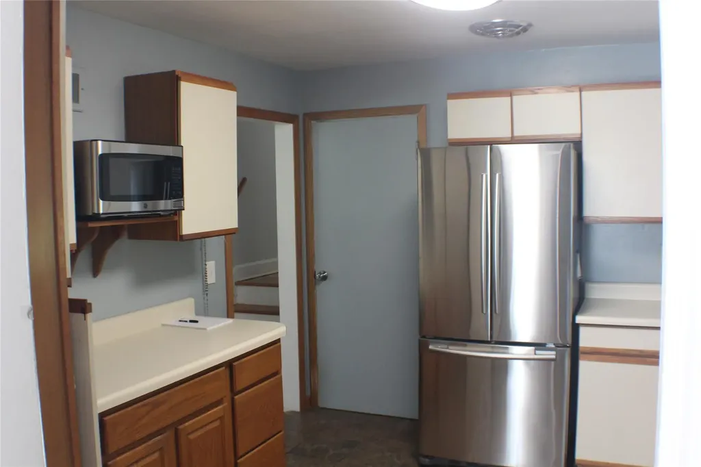 17 Morgan Circle Hyde Park NY 12538