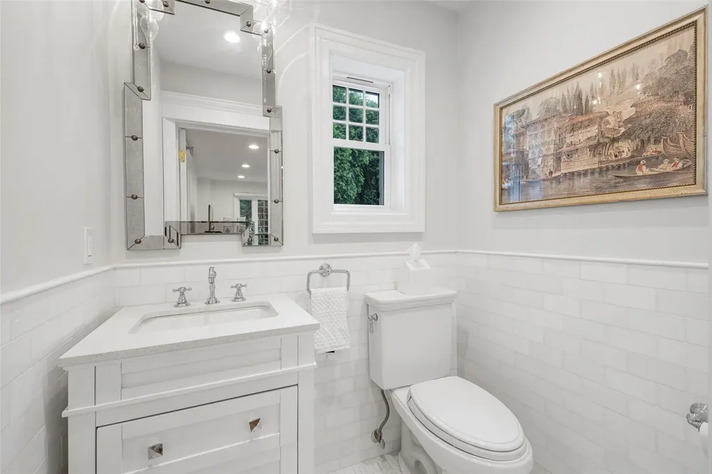 489 Manor Lane Pelham NY 10803