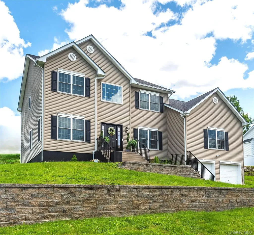 38 Panorama Drive New Windsor NY 12553